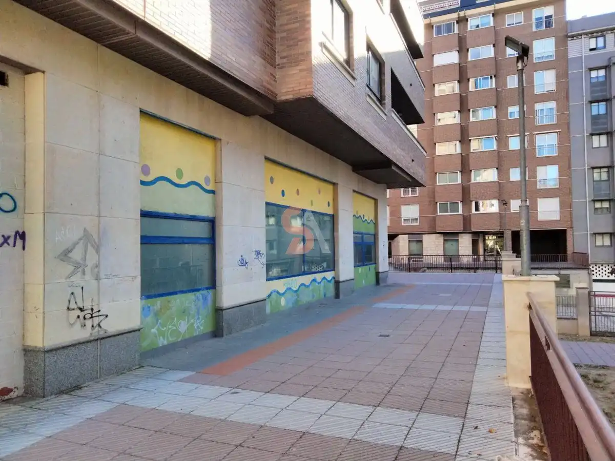Local comercial en venda a JUAN GARCÍA HORTELANO, imagen 37