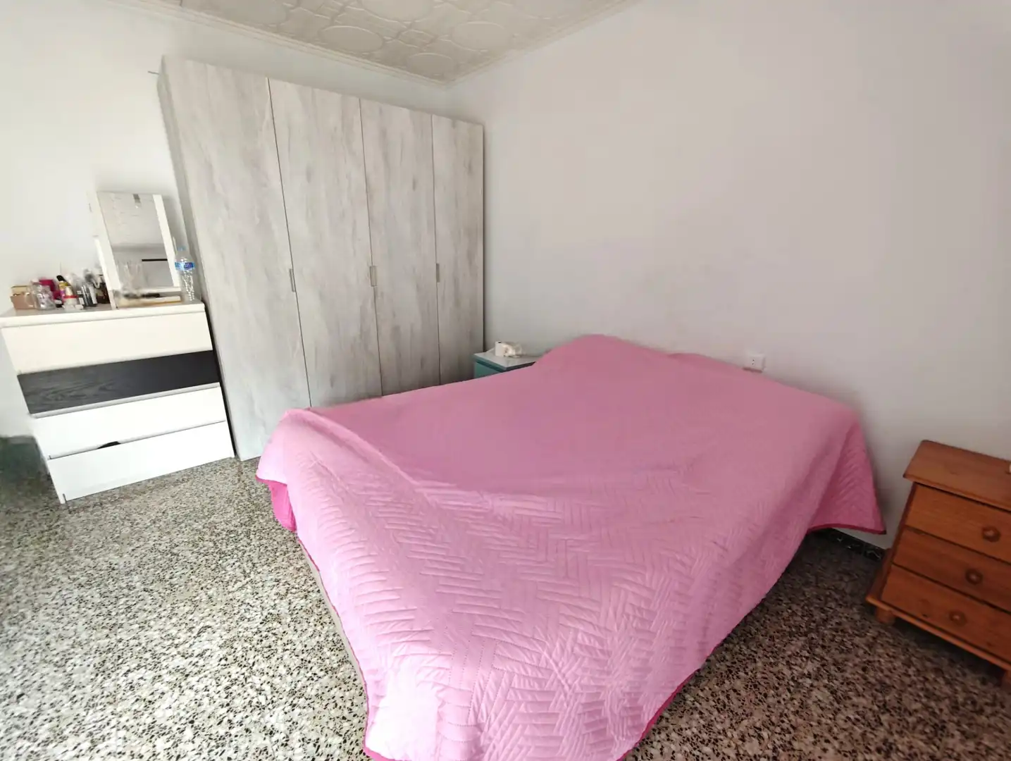 Habitación de Casa adosada en venta en Totana, Murcia