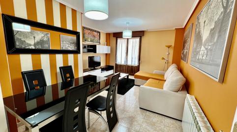 Foto 2 de Pis de lloguer a Sarón - Calle Rucabao, Santa María de Cayón, Cantabria