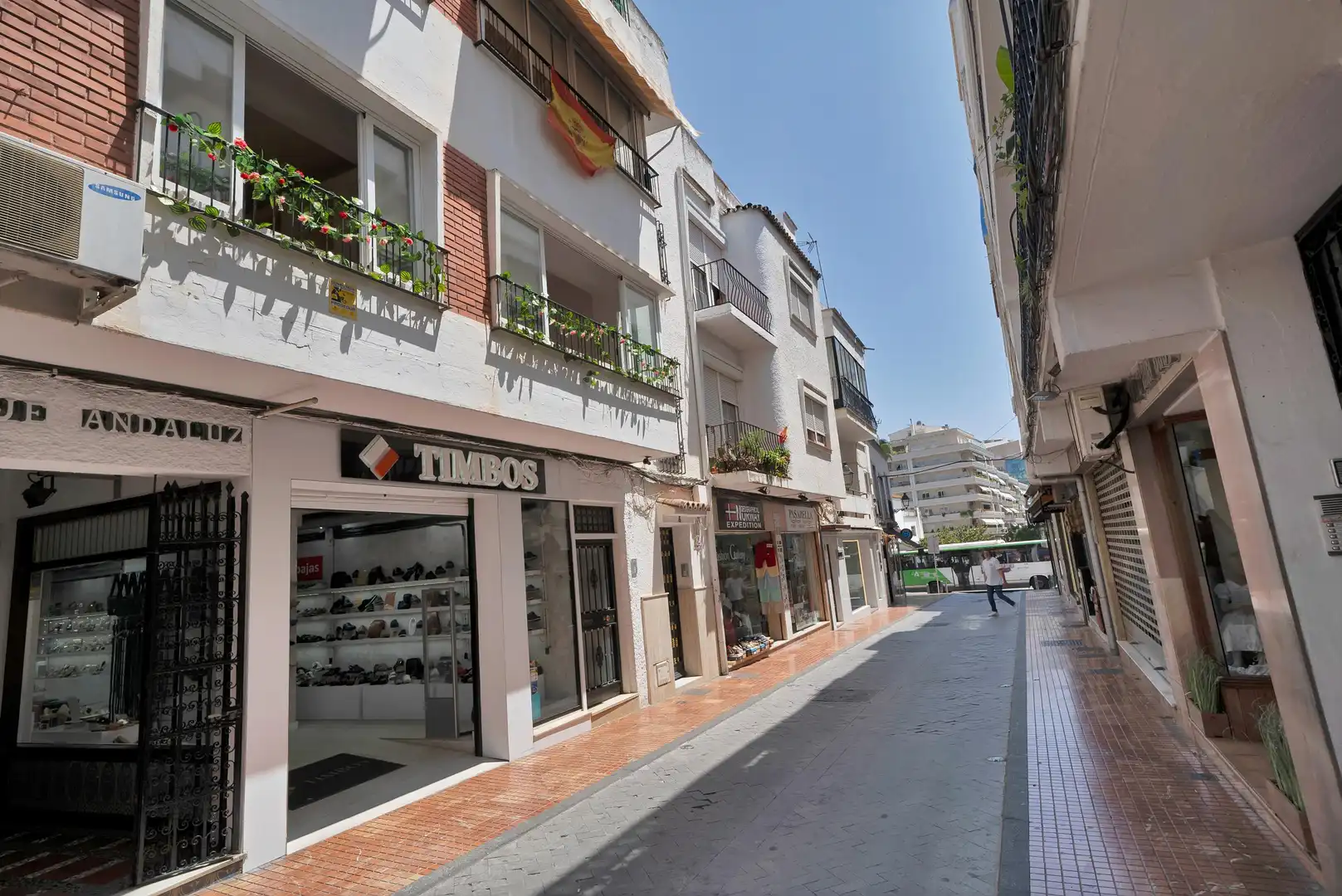 Exterior view of Apartments for sale in Marbella  with Parquet flooring and Balcony