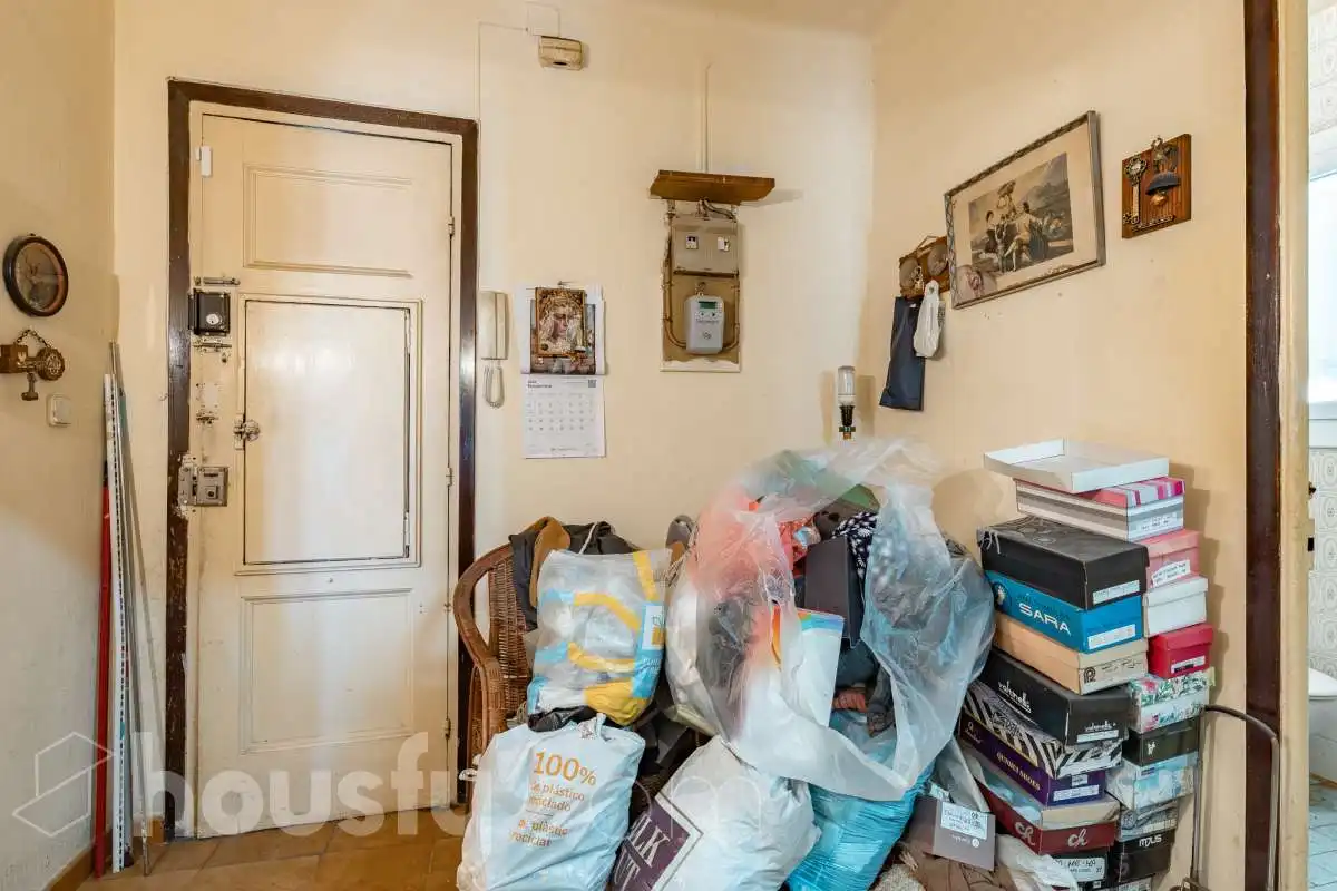 Habitación de Piso en venta en Barcelona con Amueblado