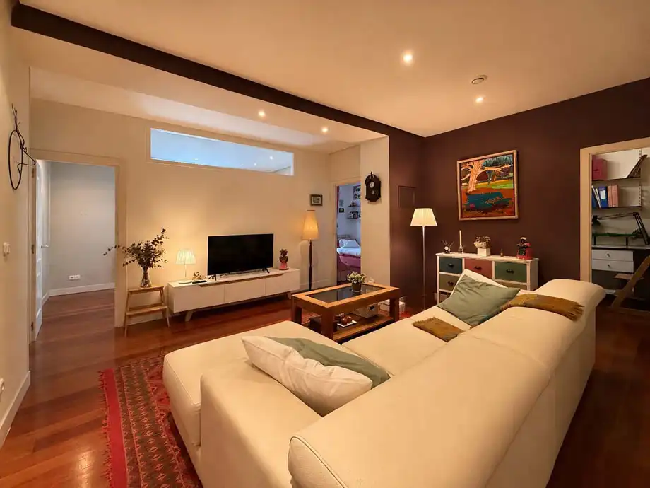 Sala d'estar de Pis en venda en Vitoria - Gasteiz amb Calefacció, Parquet i Terrassa