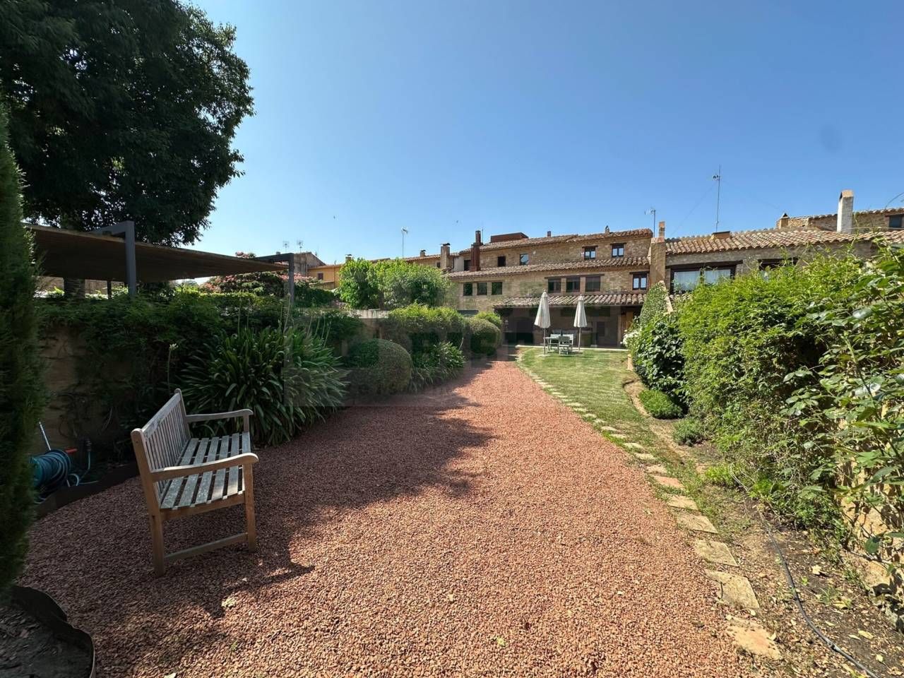 Jardí de Finca rústica en venda en Forallac amb Aire condicionat, Calefacció i Jardí privat