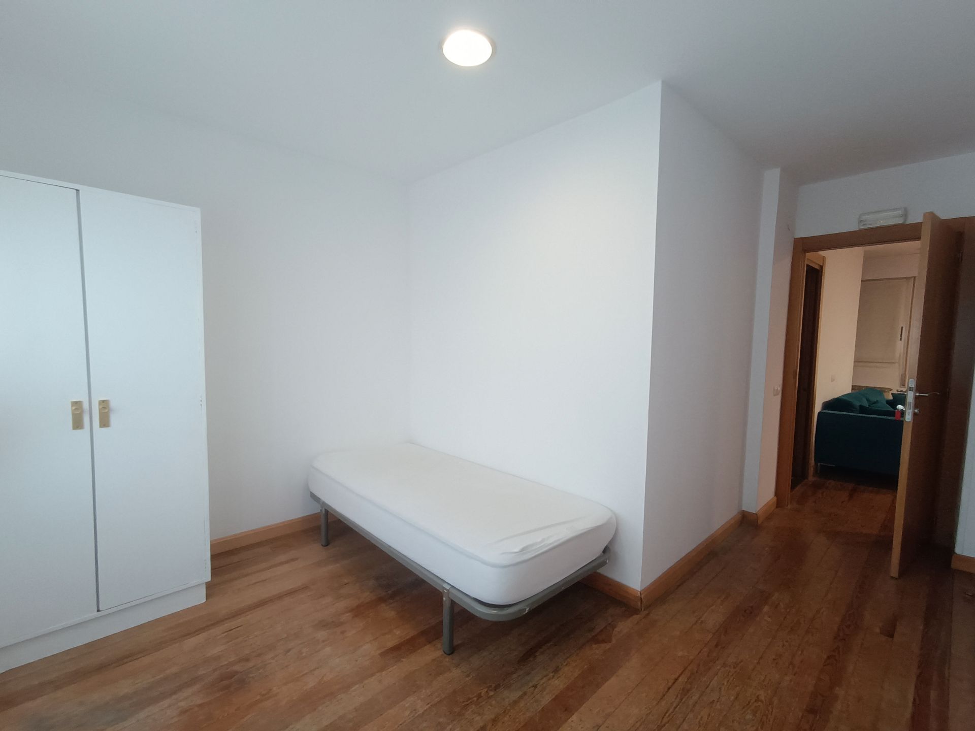Bedroom of Flat to share in  Pamplona / Iruña  with Furnished