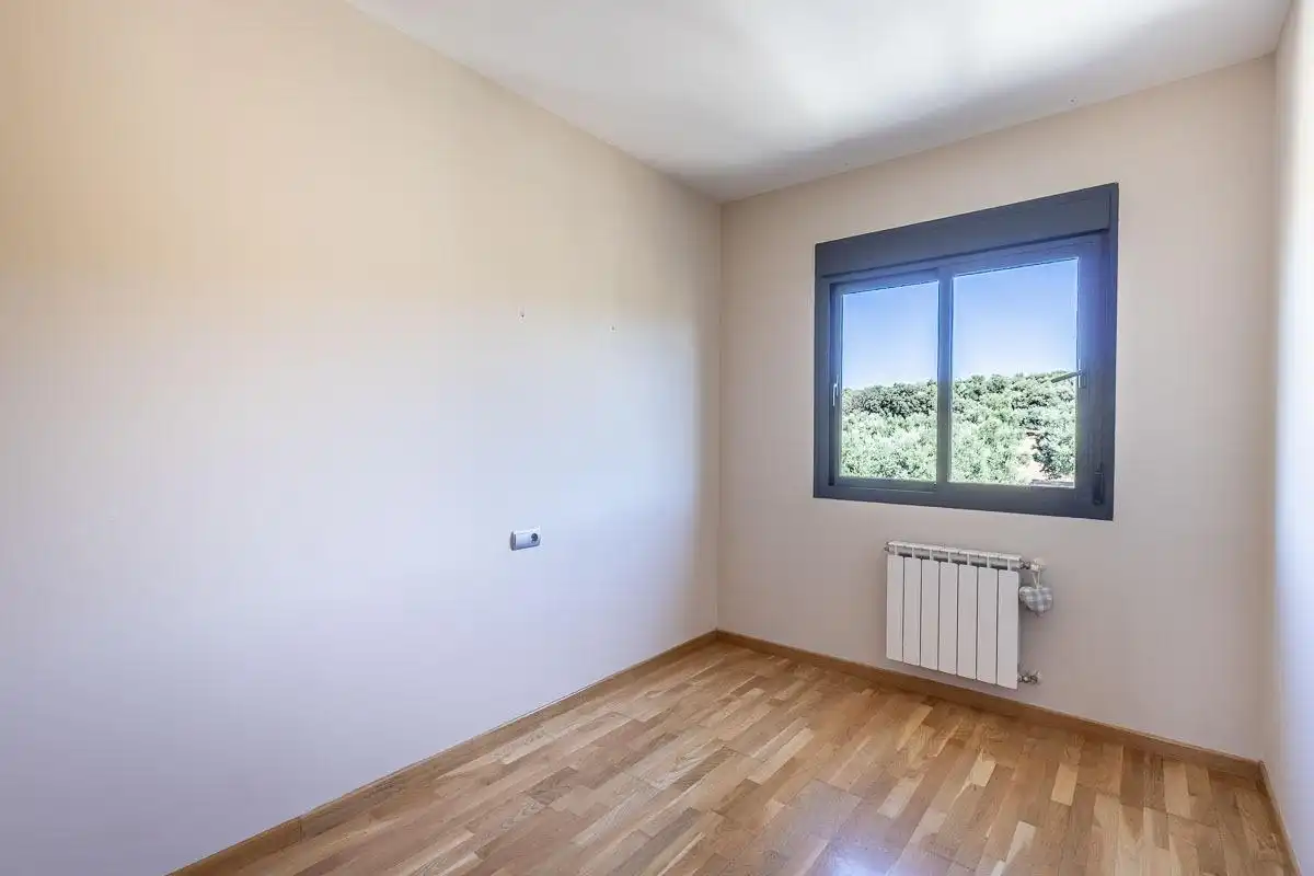 Habitación de Casa o chalet en venta en Albolote con Aire acondicionado, Calefacción y Jardín privado