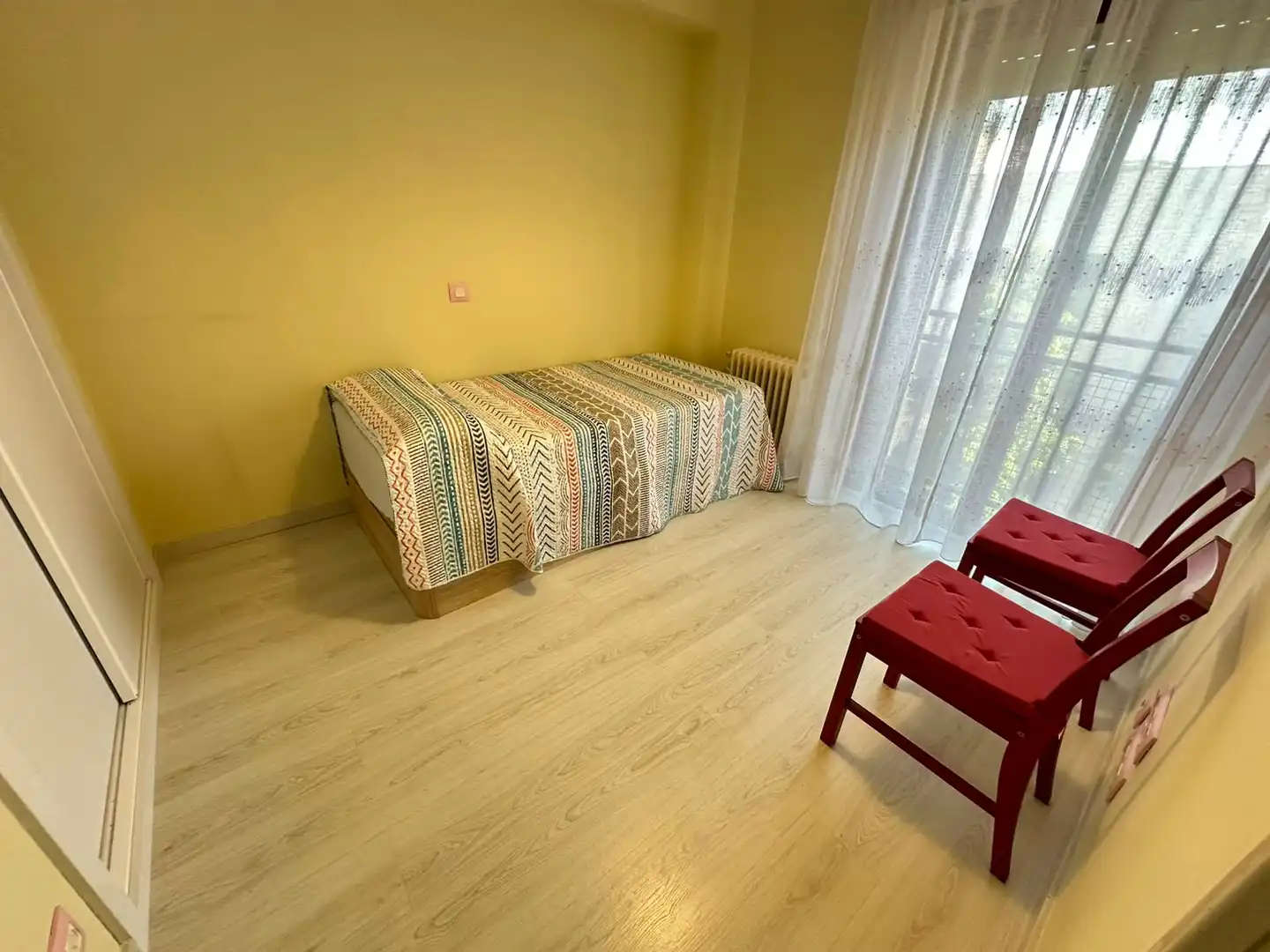 Schlafzimmer von Wohnung zum Verkauf in Parla mit Klimaanlage, Heizung und Gemeinschaftspool