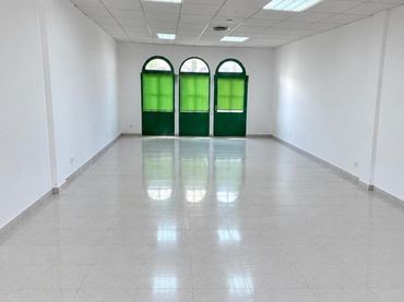 Local comercial en venda a Torres de la Alameda