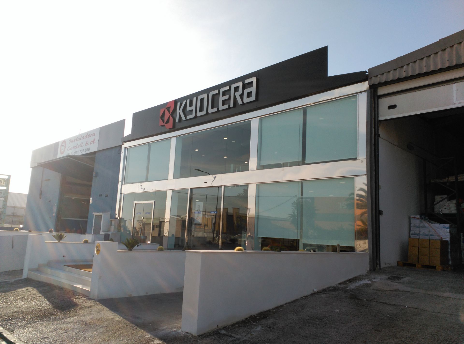 Exterior view of Industrial buildings for sale in  Palma de Mallorca