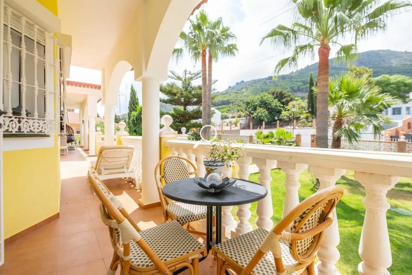 Jardí de Casa o xalet en venda en Alhaurín de la Torre amb Aire condicionat, Jardí privat i Terrassa