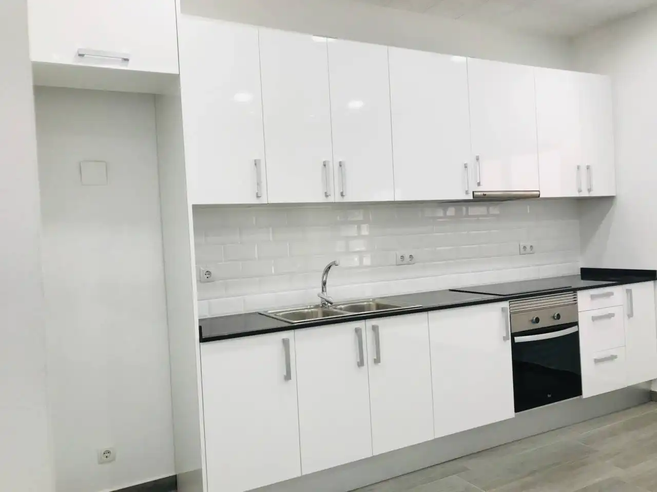 Piso en venta en Calle Estadella, El Bon Pastor