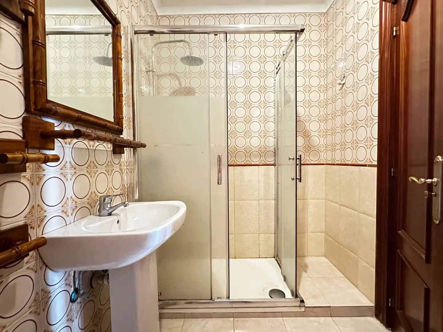 Bathroom of Flat for sale in Getxo   with Terrace