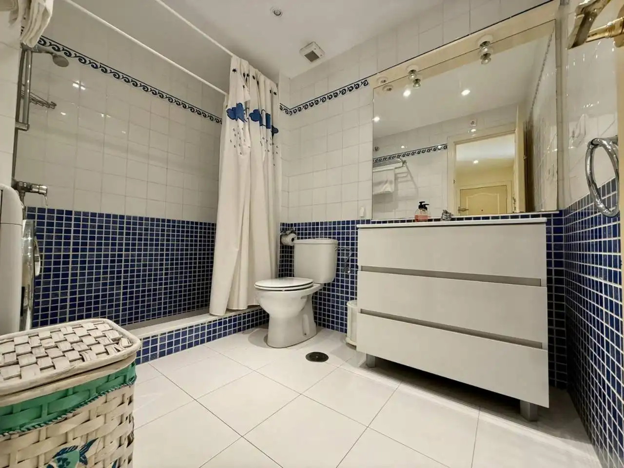 Badezimmer von Dachboden zum Verkauf in El Ejido mit Klimaanlage, Terrasse und Möbliert
