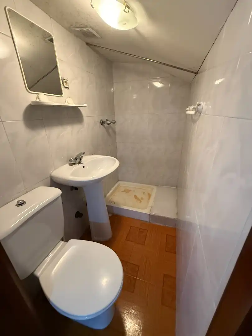 Bany de Edifici en venda en Siero amb Alarma