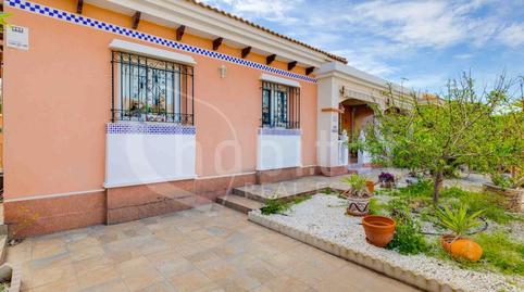 Foto 3 de Casa o xalet en venda a Calle Chumbera, 95, Los Montesinos, Alicante