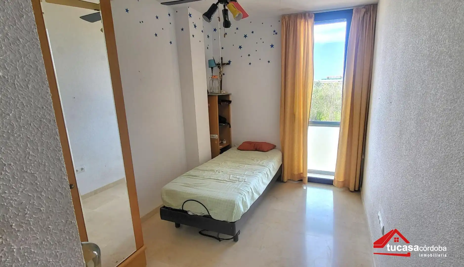 Bedroom of Flat for sale in Córdoba  with Air Conditioner, Storage room and Balcony
