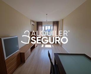 Bedroom of Flat to rent in  Madrid Capital  with Air Conditioner, Heating and Furnished