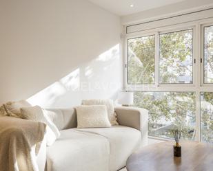 Living room of Apartment to rent in  Barcelona Capital  with Air Conditioner, Heating and Parquet flooring