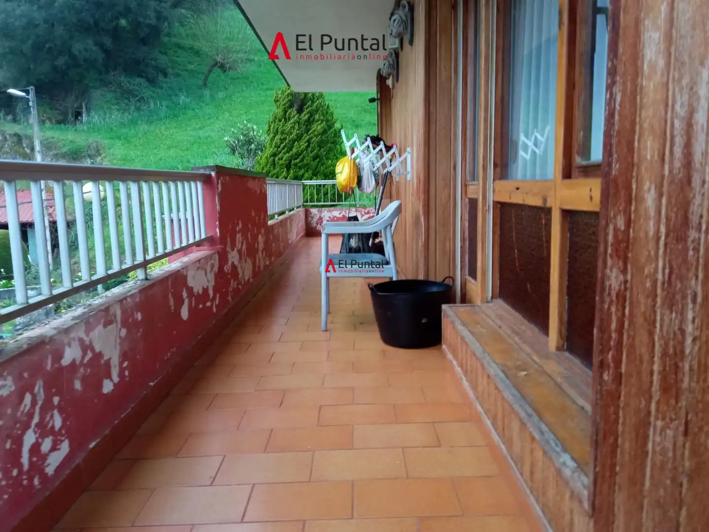 Casa rústica amb terrassa en venda a Voto, imagen 25