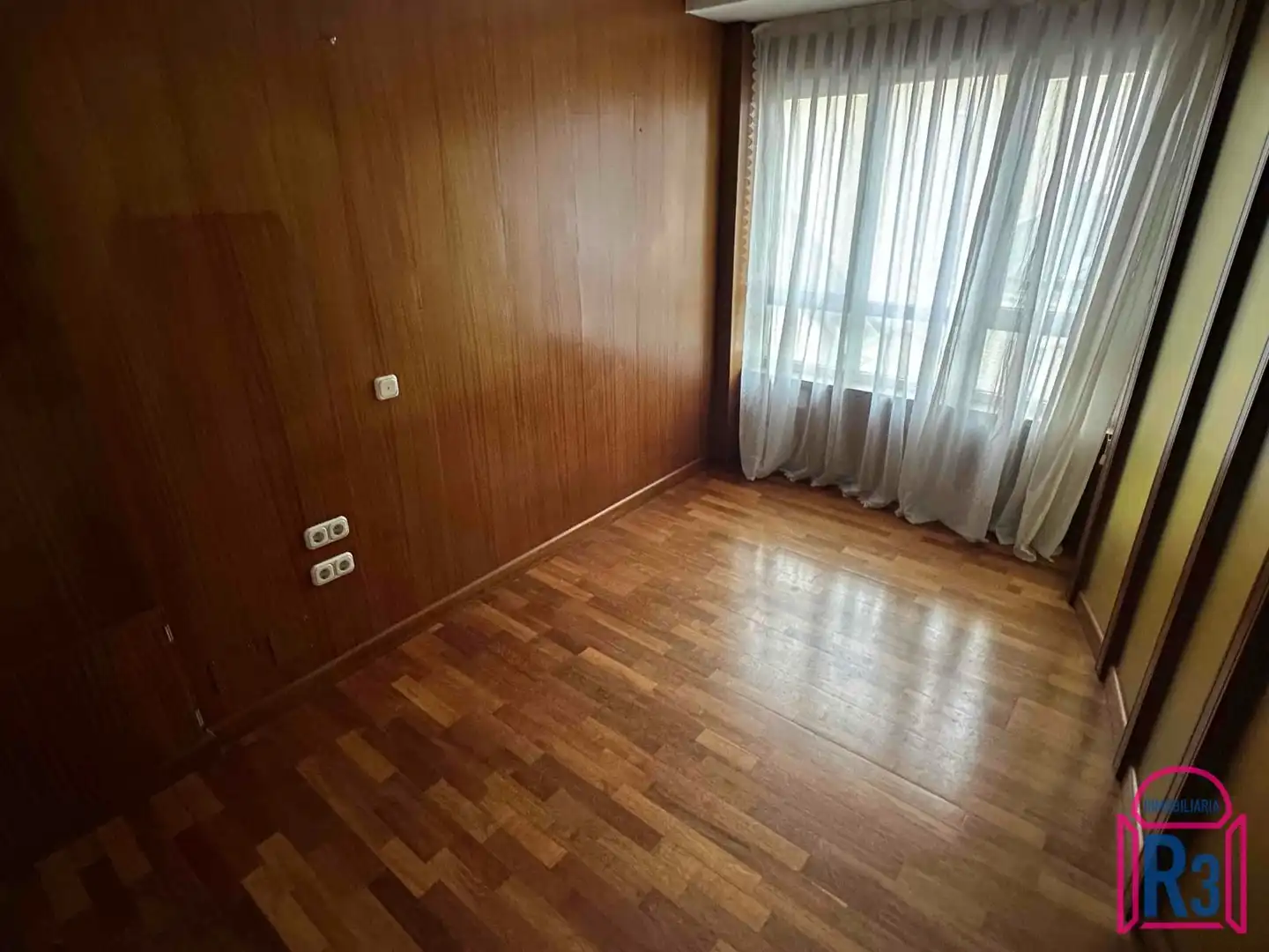 Habitación de Piso de alquiler en León Capital  con Calefacción y Terraza