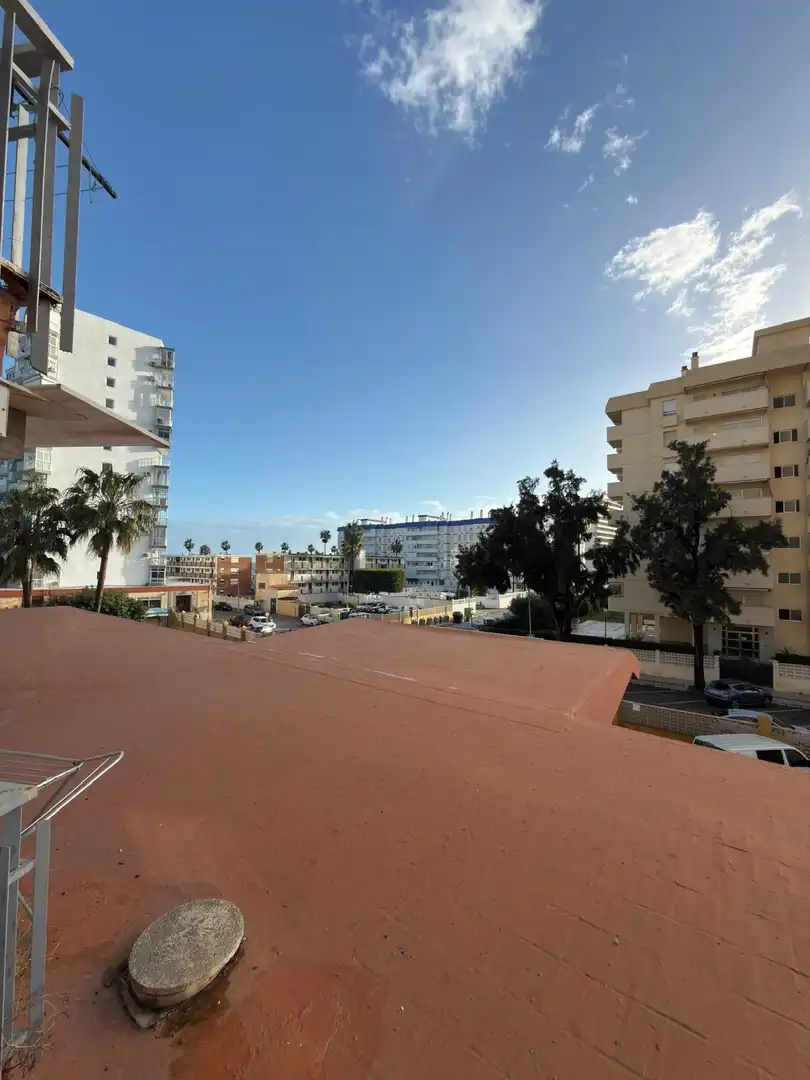 Außenansicht von Wohnung zum Verkauf in Benalmádena mit Klimaanlage und Gemeinschaftspool
