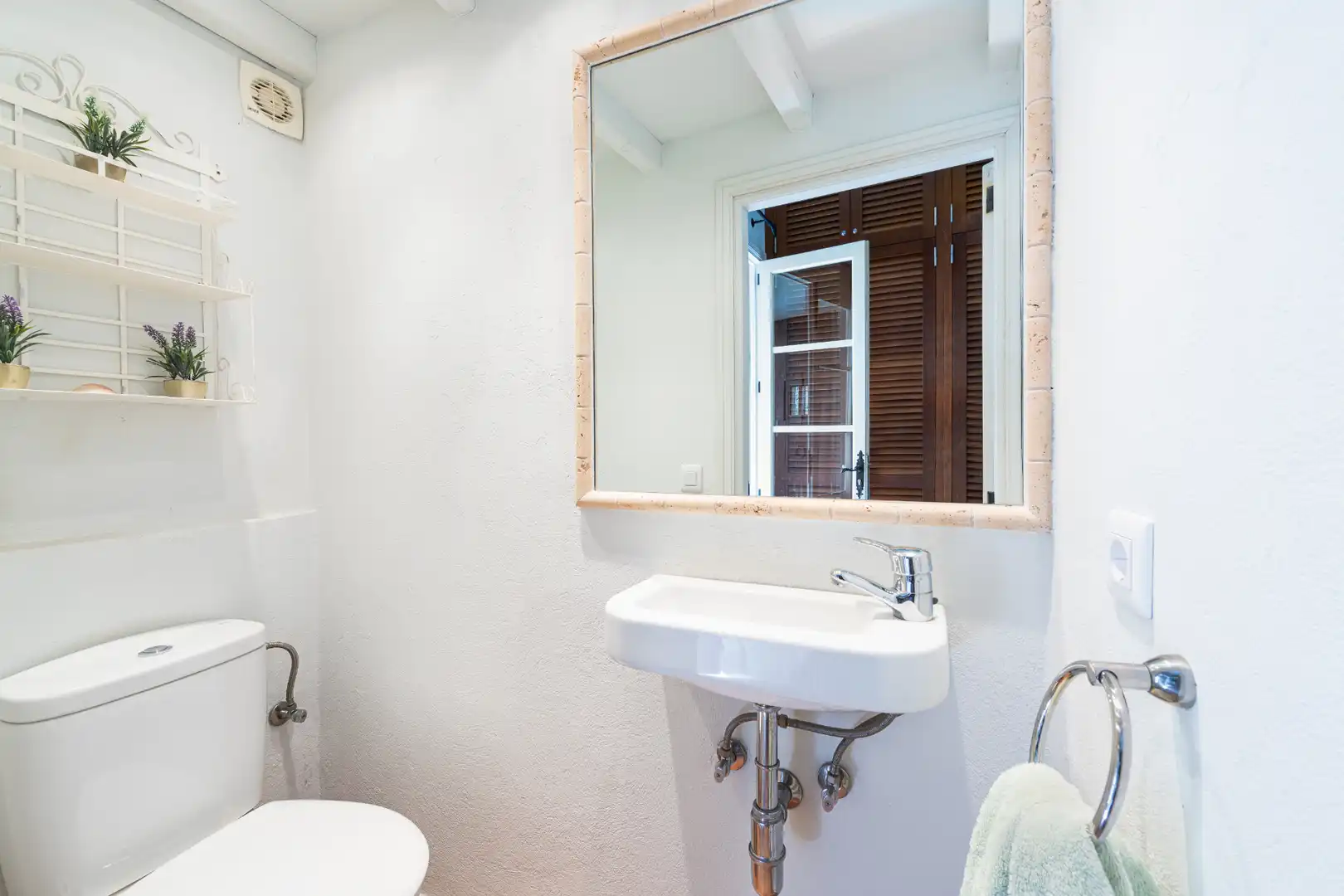Bathroom of Detached homes for sale in Pollença  with Air Conditioner and Furnished
