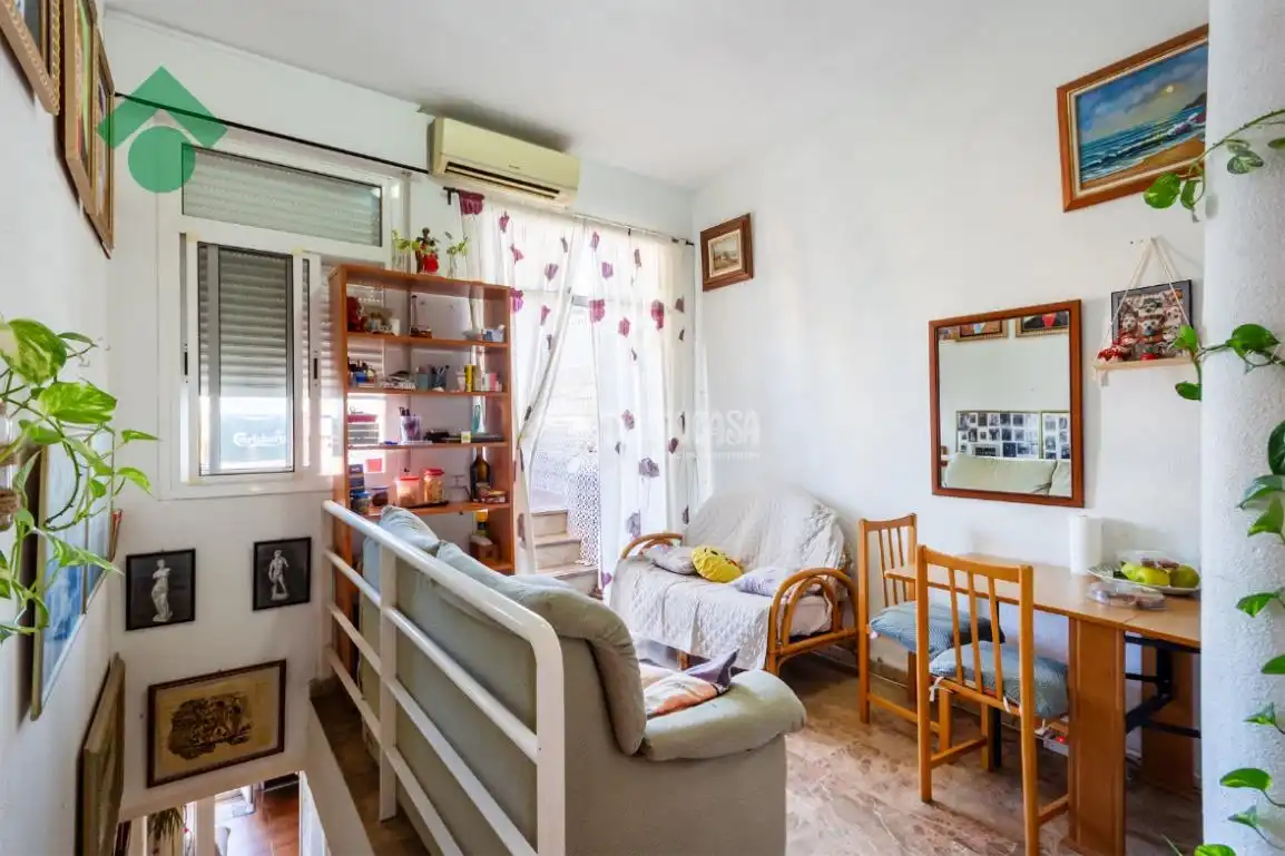 Sala de estar de Piso en venta en Rincón de la Victoria con Aire acondicionado, Terraza y Balcón