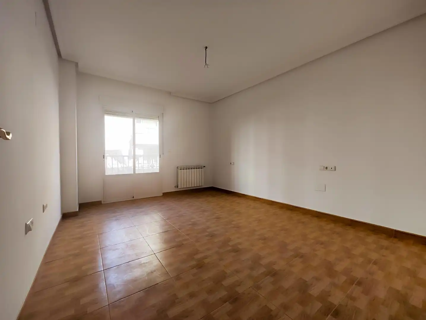 Sala d'estar de Pis en venda en Puertollano amb Calefacció, Terrassa i Balcó