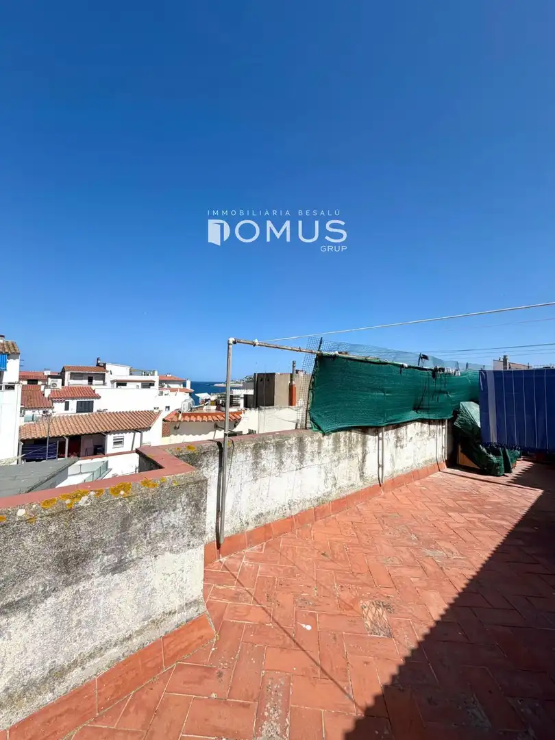 Exterior view of Flat for sale in L'Escala  with Terrace and Storage room