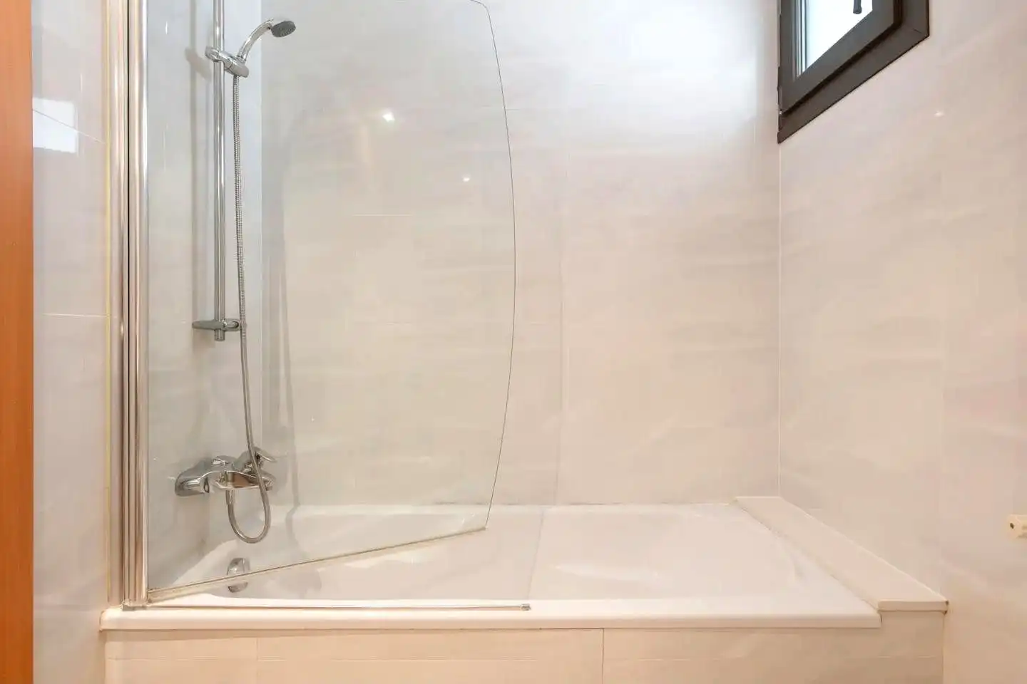 Badezimmer von Maisonette zur Miete in Oropesa del Mar / Orpesa mit Klimaanlage, Terrasse und Möbliert