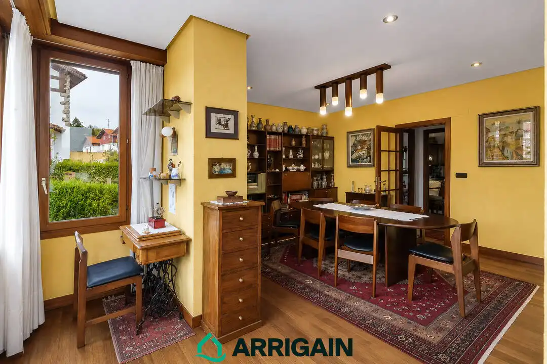 Comedor de Casa o chalet en venta en Irun  con Calefacción, Jardín privado y Terraza