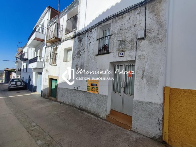 Exterior view of House or chalet for sale in Alcuéscar