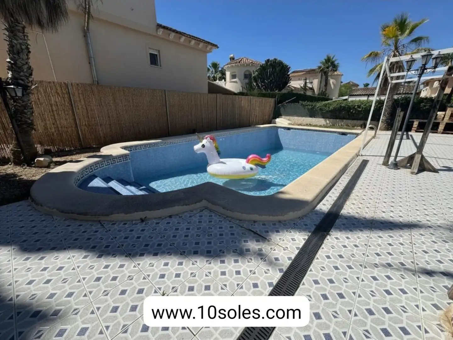Piscina de Casa o xalet en venda en Benferri amb Calefacció, Jardí privat i Terrassa