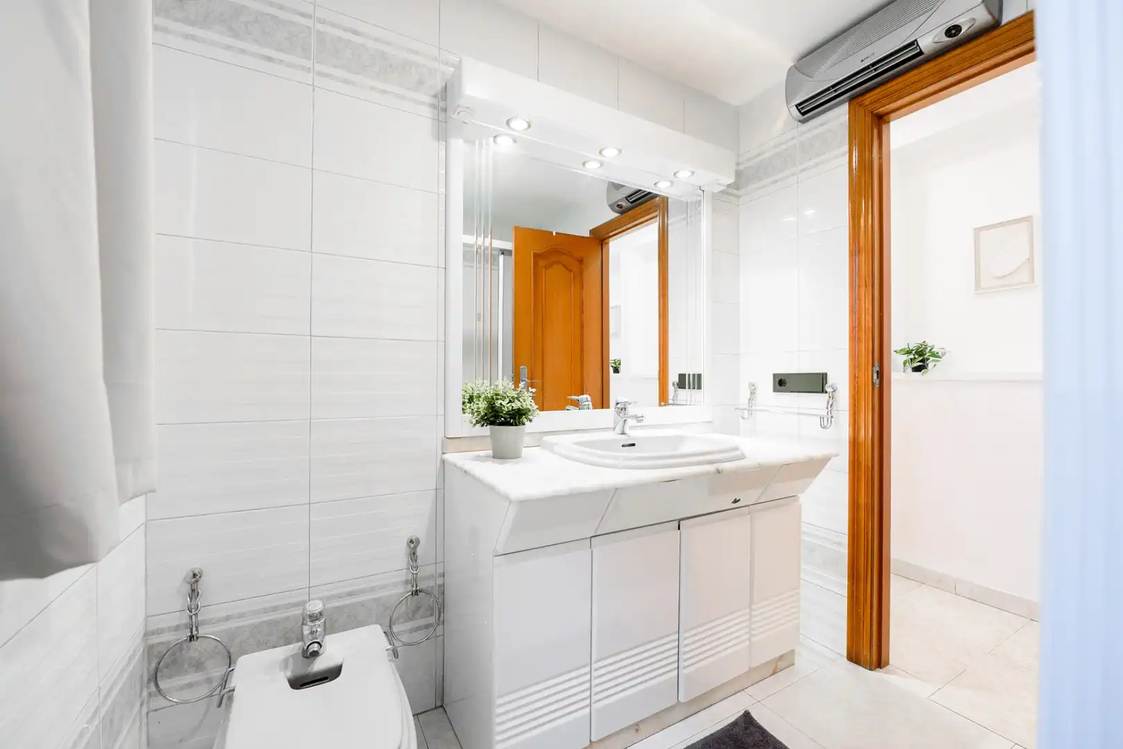 Apartamento con terraza en venta en Carrer de Baix, imagen 22