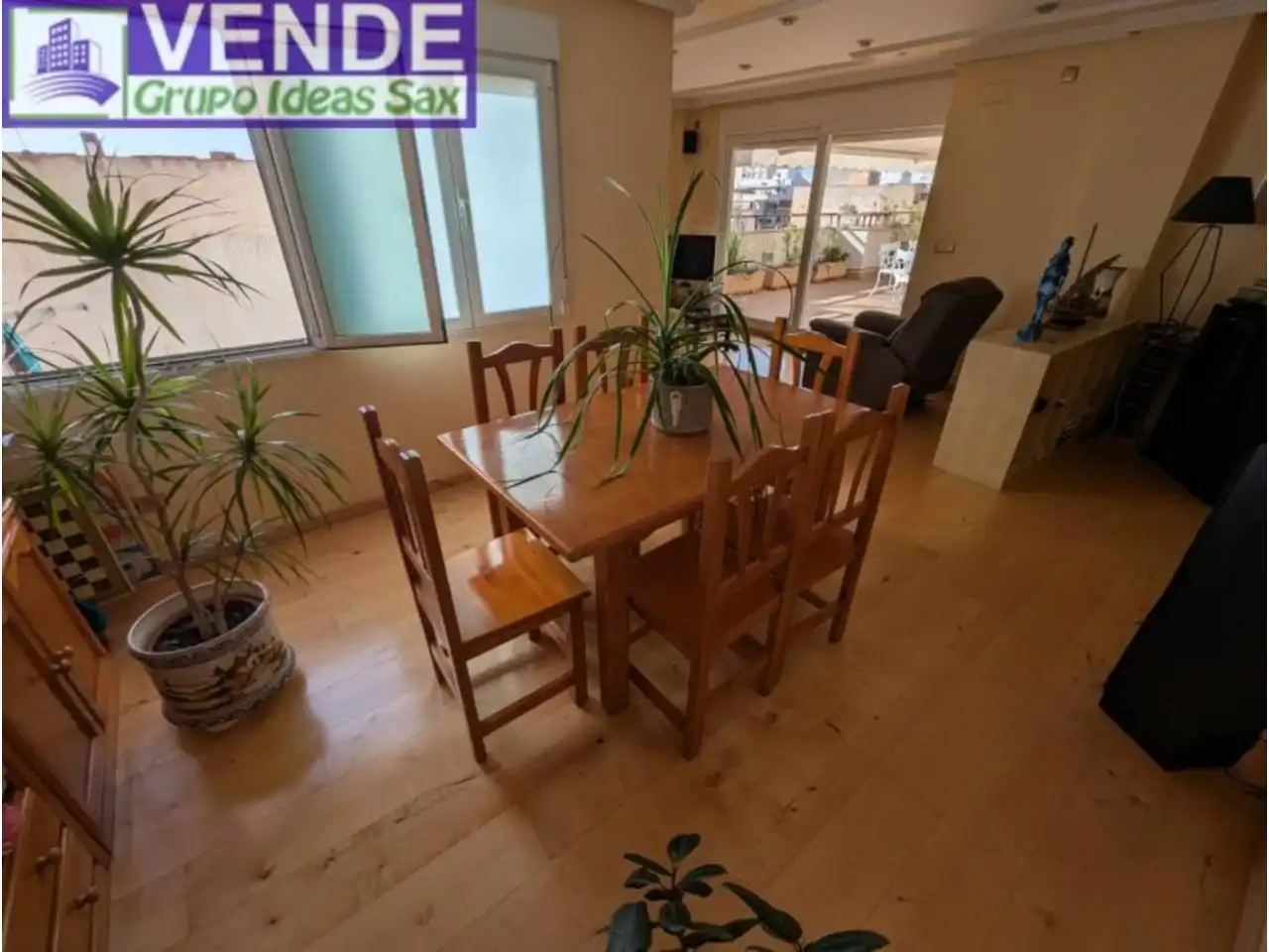 Esszimmer von Dachboden zum Verkauf in Elda mit Heizung, Terrasse und Möbliert