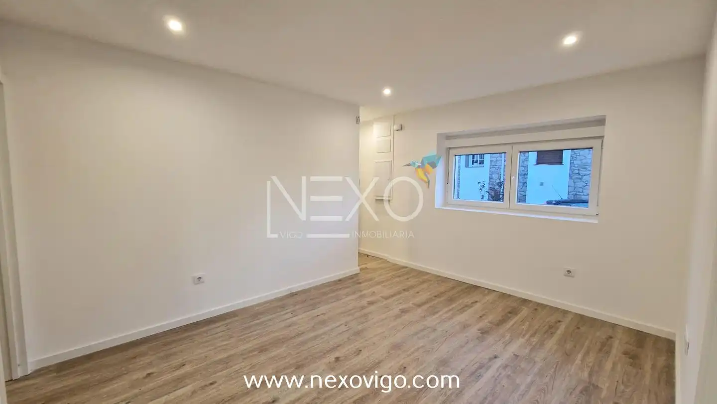 Planta baja en venta en Baiona con Calefacción
