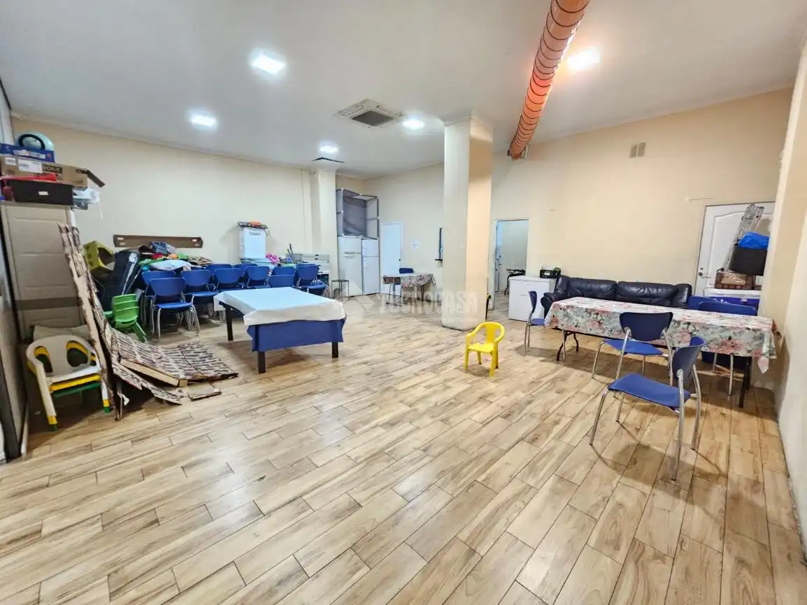 Local en venta en Carabanchel