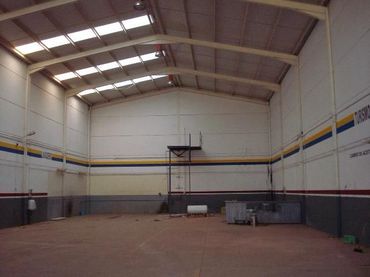 Nau industrial en venda a Hinojosa del Duque