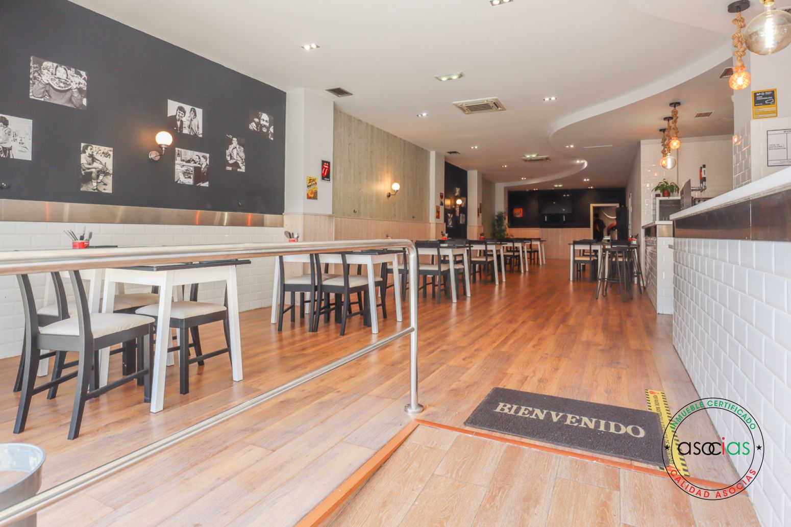 Premises for sale in Oviedo   with Terrace and Furnished
