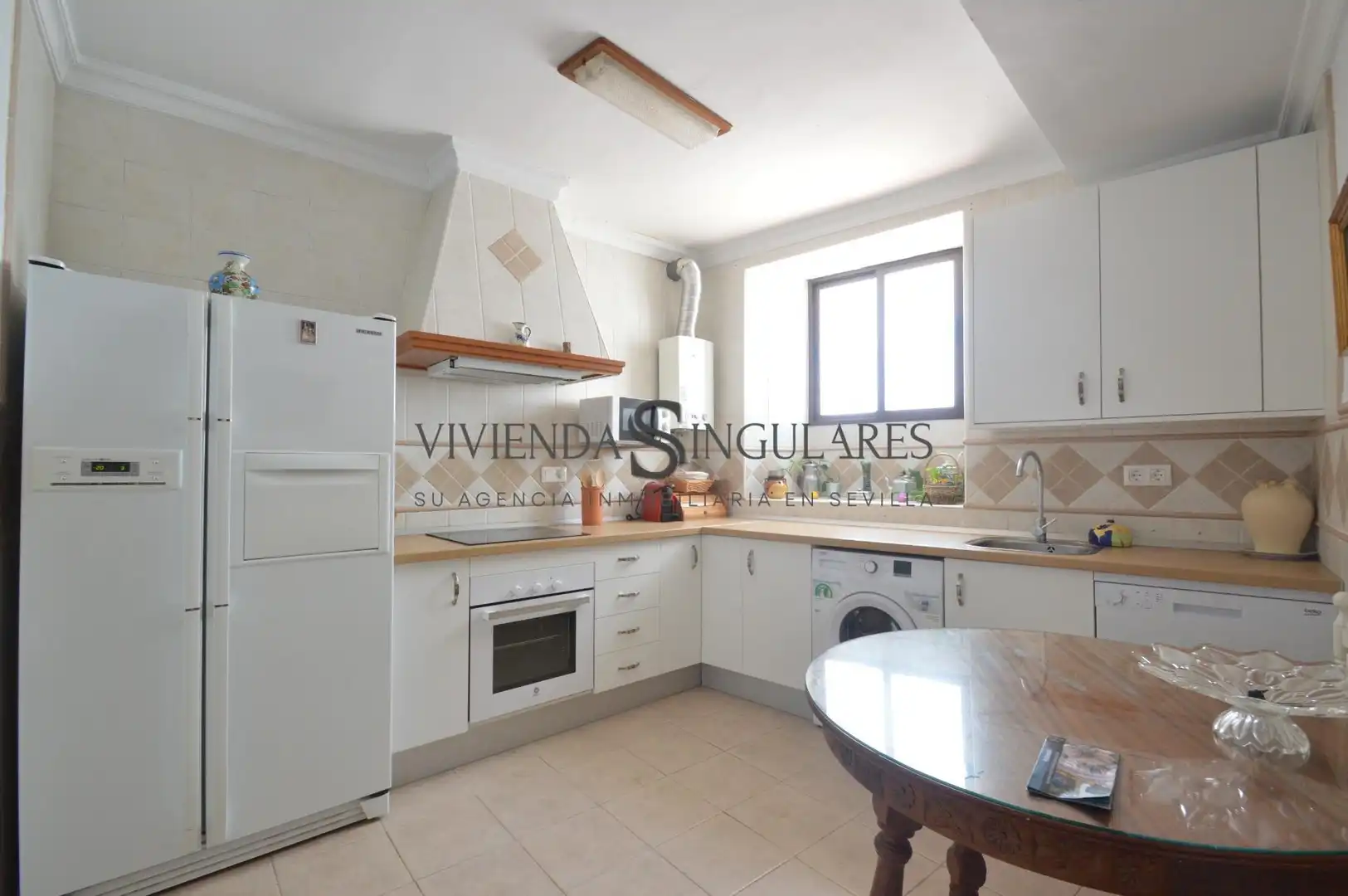 Cocina de Casa adosada en venta en Cazalla de la Sierra con Aire acondicionado, Calefacción y Terraza