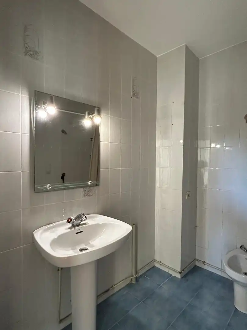 Bathroom of Detached homes for sale in Vigo   with Parquet flooring and Oven