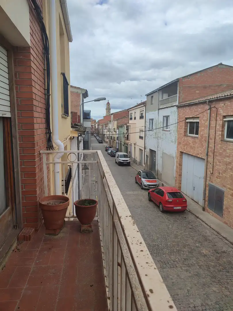 Vista exterior de Casa o chalet en venta en Les Borges Blanques con Aire acondicionado, Calefacción y Jardín privado