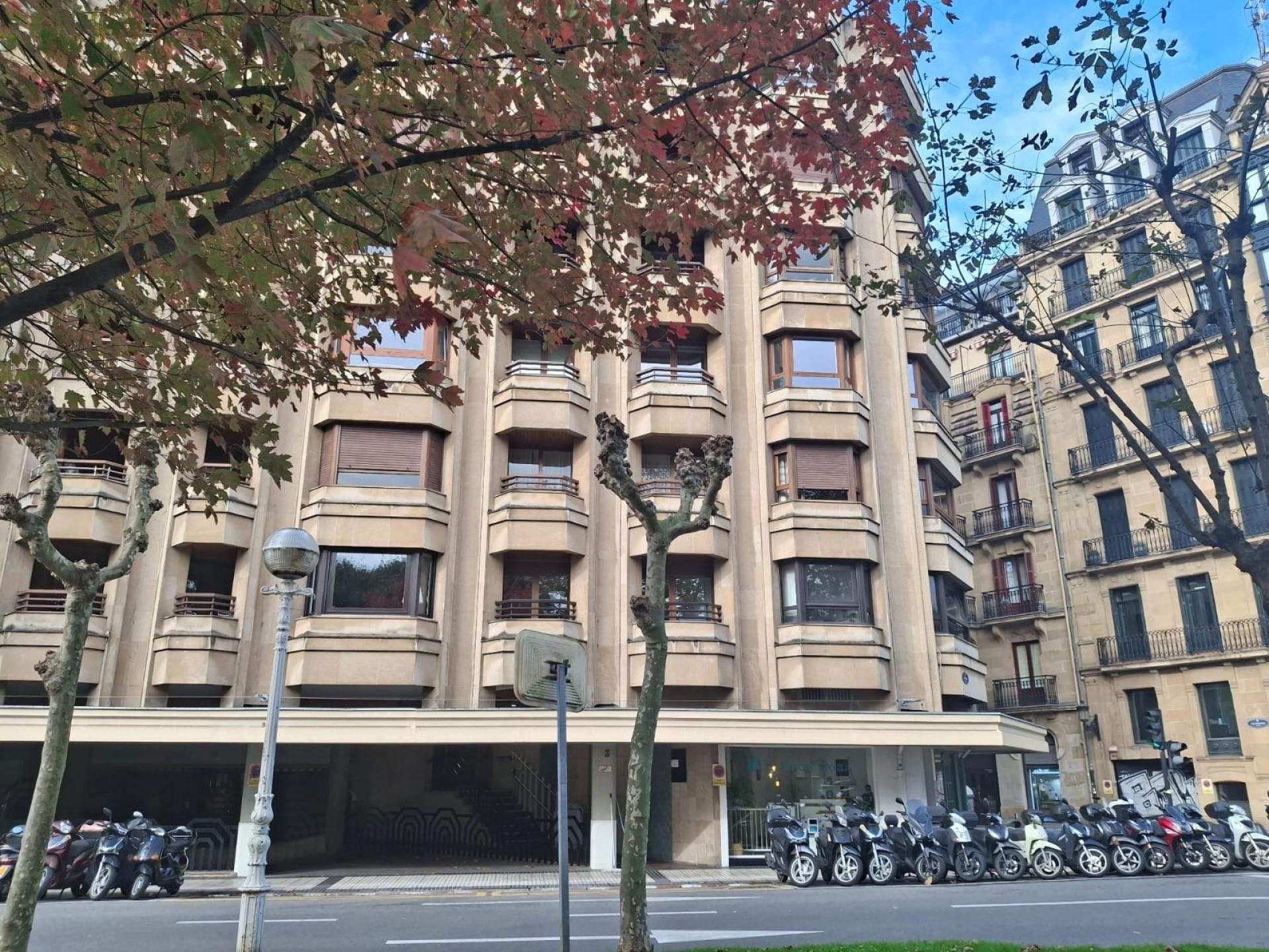 Exterior view of Garage for sale in Donostia - San Sebastián 