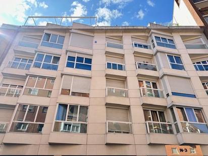 Exterior view of Flat for sale in  Madrid Capital  with Air Conditioner and Heating