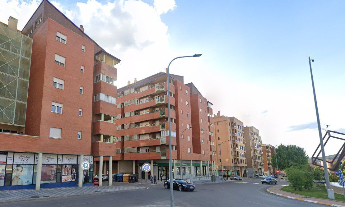 Vista exterior de Pis de lloguer en Cuenca Capital amb Terrassa
