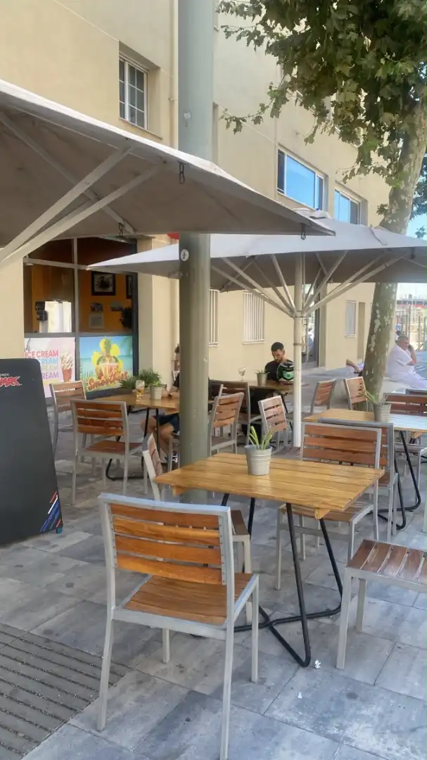 Local comercial en traspàs a Ciutat Vella, imagen 5