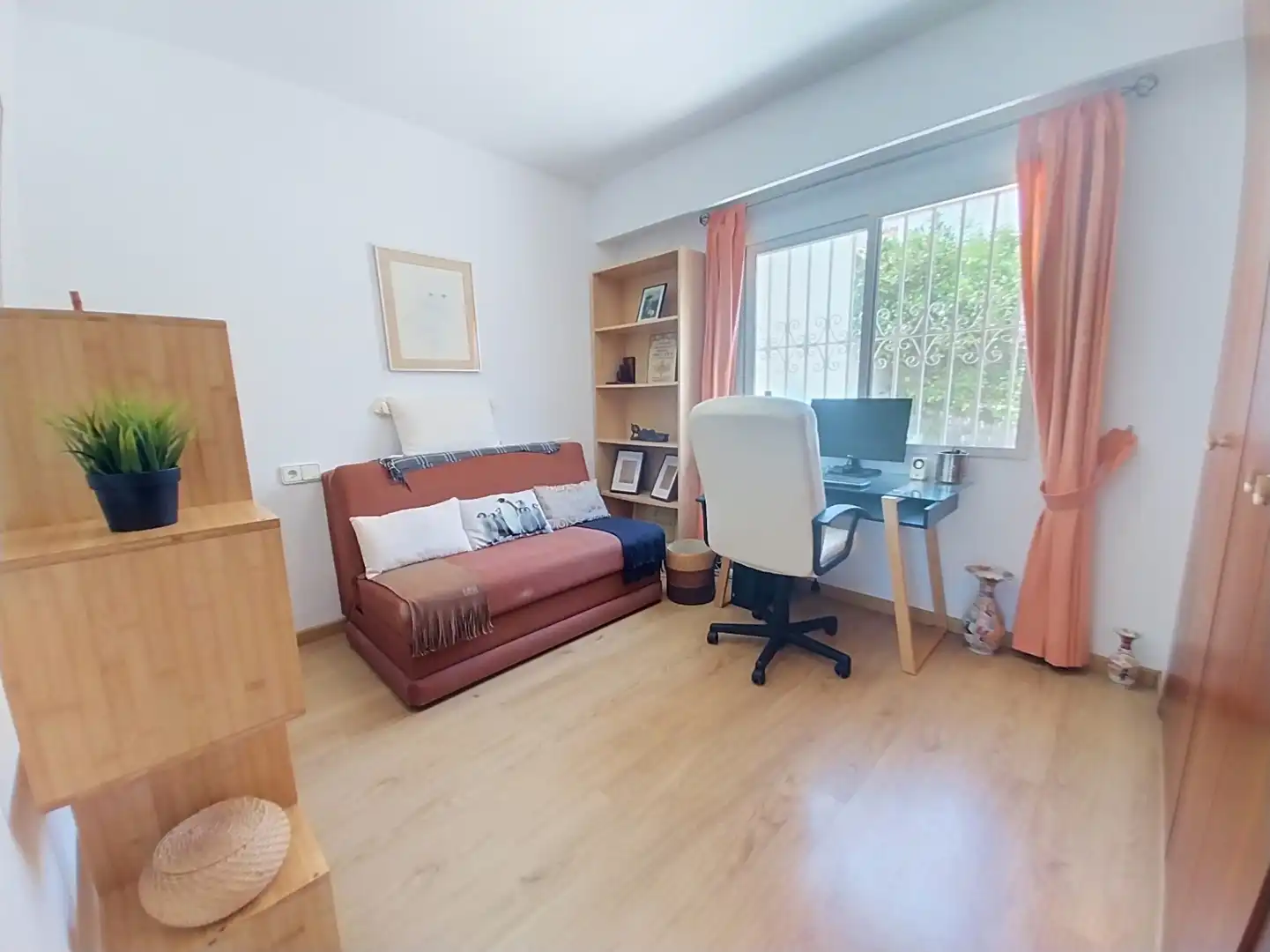 Dormitori de Casa o xalet en venda en L'Alfàs del Pi amb Aire condicionat, Jardí privat i Terrassa