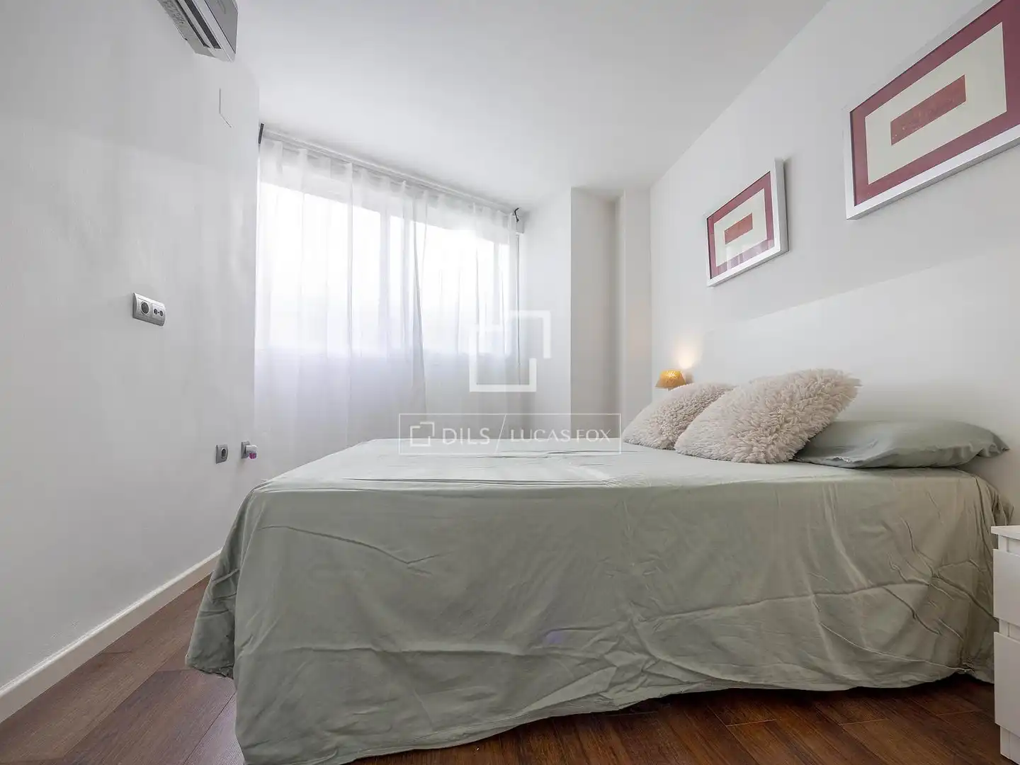 Dormitori de Pis de lloguer en Valencia amb Aire condicionat, Calefacció i Parquet