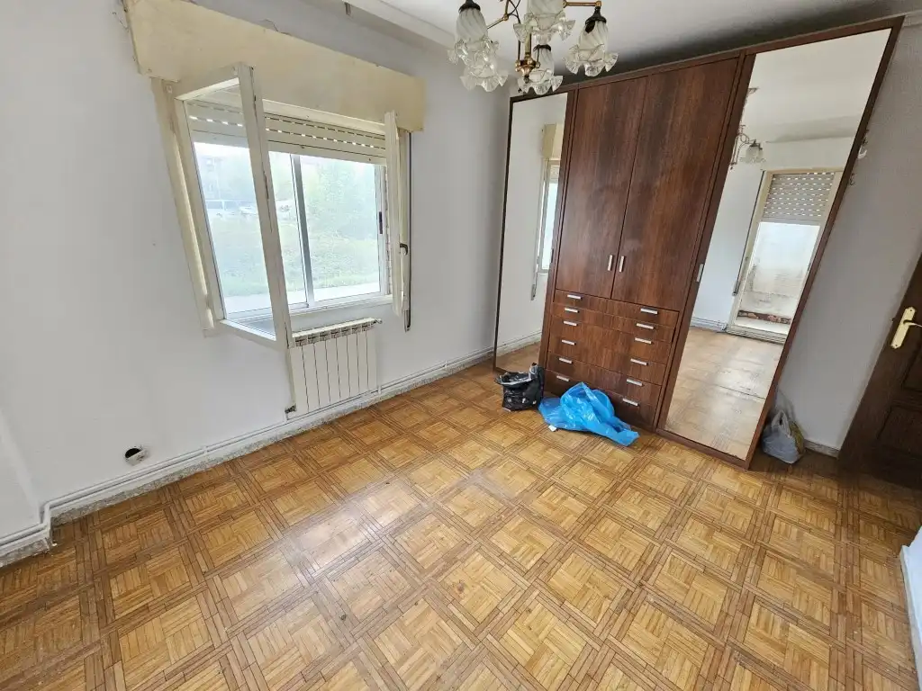 Bedroom of Flat for sale in Castrillón
