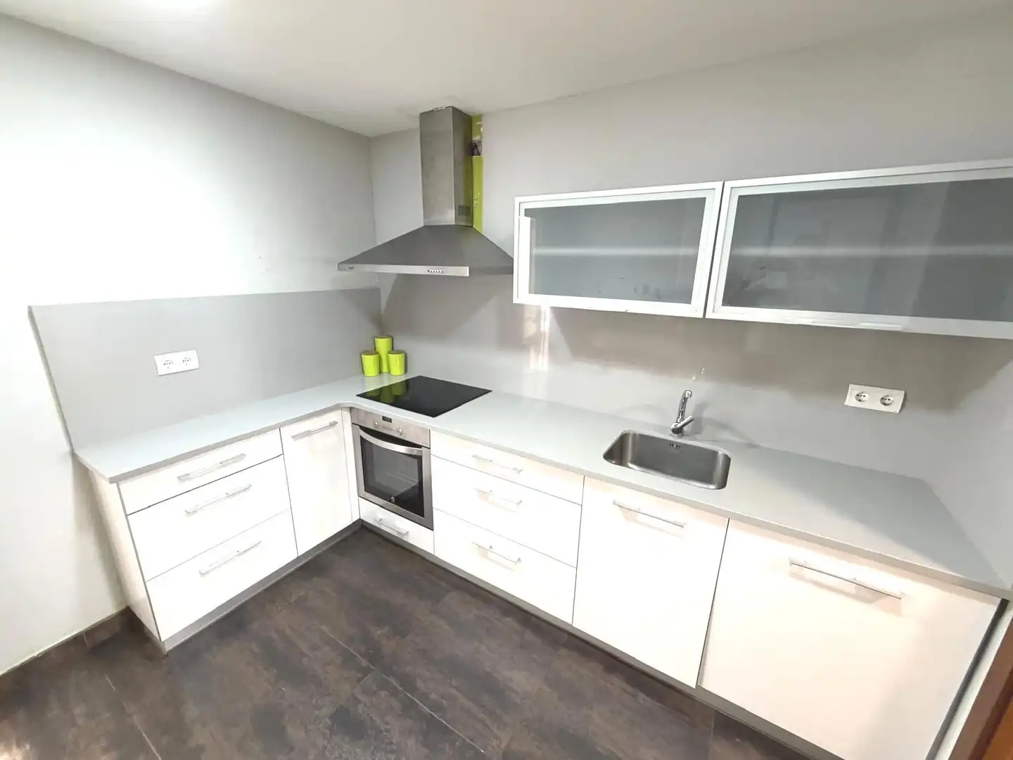 Cocina de Piso en venta en Binéfar con Calefacción, Trastero y Balcón