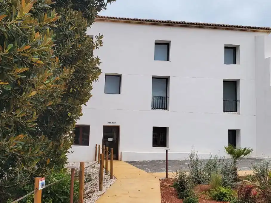 Außenansicht von Wohnung zur Miete in Dénia mit Klimaanlage und Schwimmbad